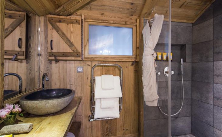 Chalet Barmettes, Val d'Isere, Shower Room